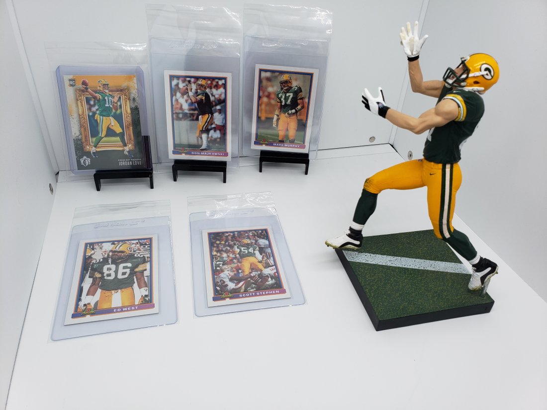 (6) Football Packers Jordan Love Jordy Nelson Toy/Figurine (1 of 6)