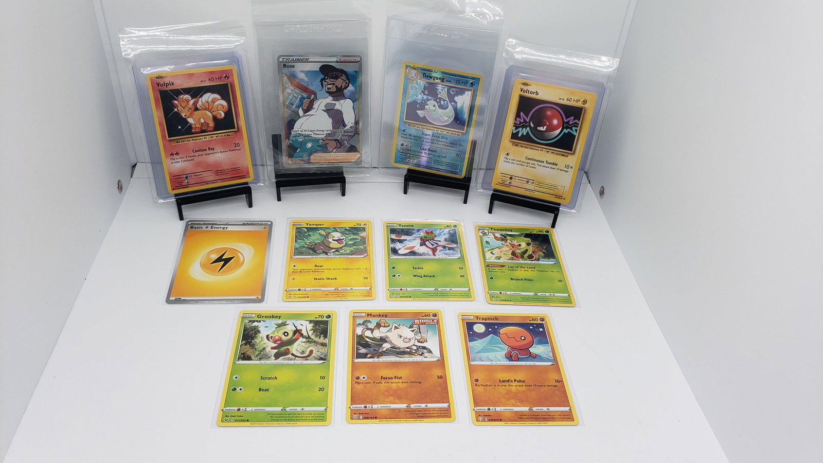 (11) TCG Pokemon Evolutions, Full Art Trainer, Dewgong (1 of 5)