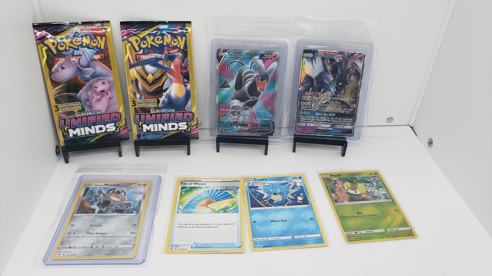 (8) TCG Pokemon Unified Minds packs, V, GX (1 of 6)
