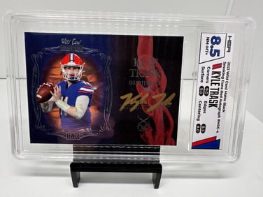 Kyle Trask Auto Rookie #d /20 HGA 8.5