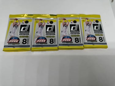 (4) Donruss Basketball packs sealed