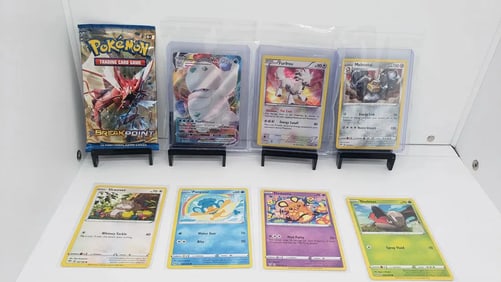 (8) TCG Pokemon Break Point pack, Vmax, Furfrou