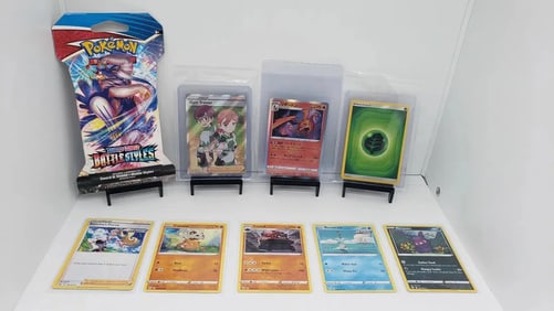 (9) TCG Pokemon Battle Styles pack, Full Art Trainer, Charizard