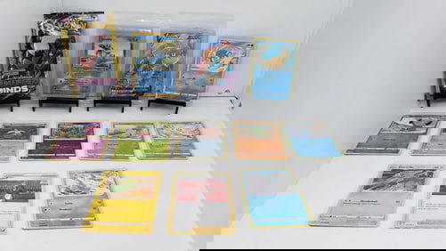 (12) TCG Pokemon Unified Minds pack, Vintage, V