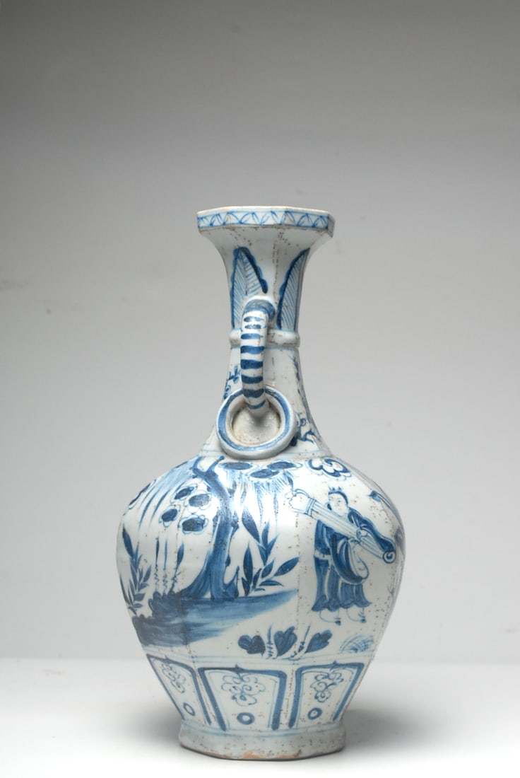 Yuan Dynasty Blue and White Flower Vase Antique (1 of 9)