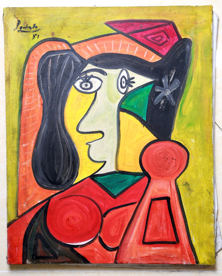 Picasso Oil Painting on Canvas + COA: PABLO PICASSO Oil Painting on Canvas Size: 45.4cm x 55.3cm This painting come with COA Provenance: Private collection Estimate handling + shipping fee: $300 (wordwide same shipping fee) We accepting s