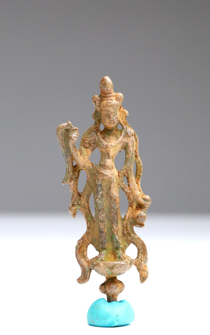 Small Guanyin statue (1 of 2)