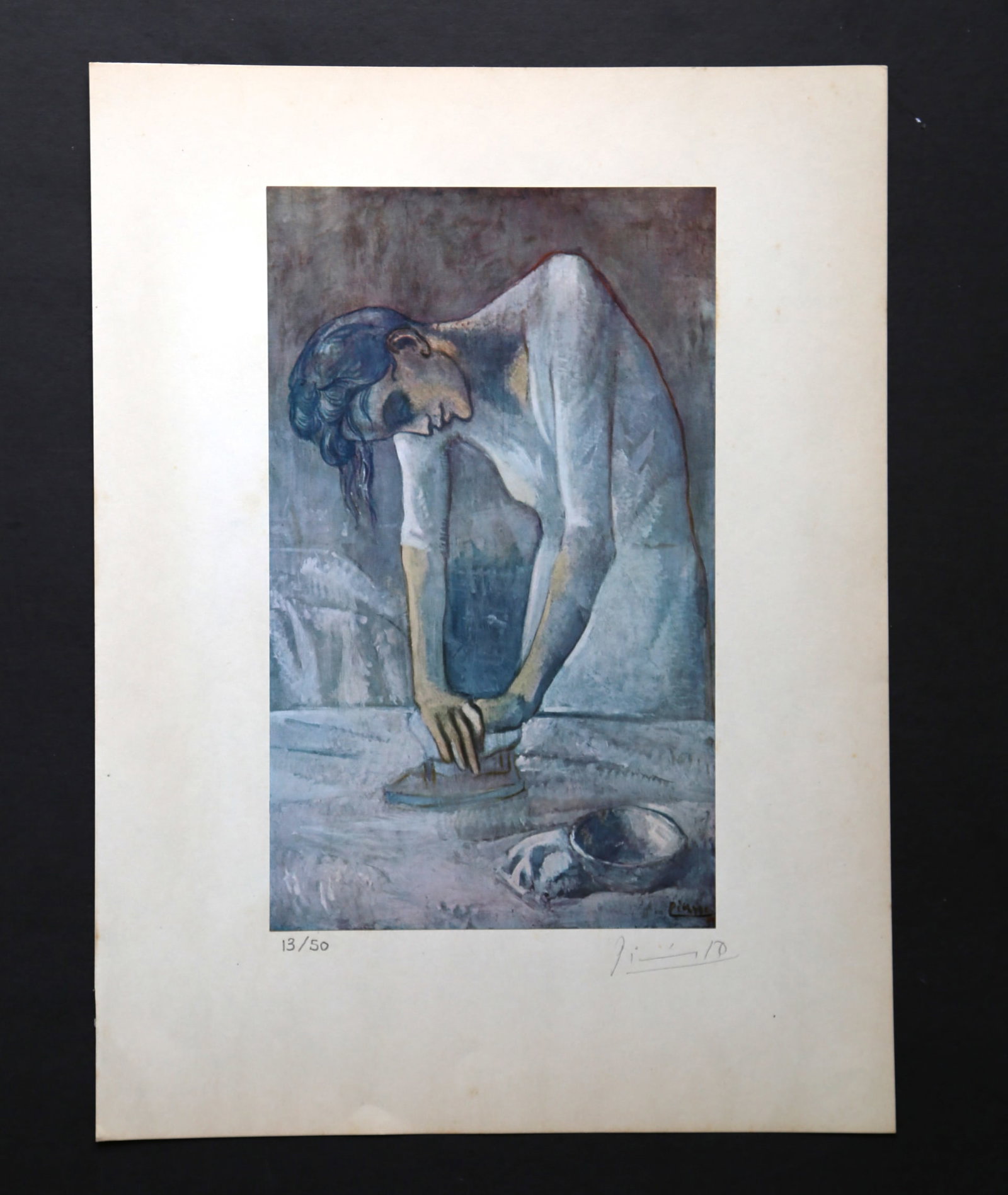 Original Print Pablo Picasso "Woman Ironning" with COA: Original Print Pablo Picasso "Woman Ironning" with COA Picasso Lithograph Original Print with COA Title: "Woman Ironning" Original Painting Size: 41.1/8 x 29.1/8 inch. Lithoprint Size: 27.5 x 36.7cm. 