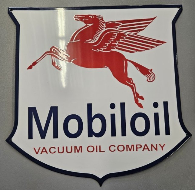 INCREDIBLE NOS SSP MOBILOIL PEGASUS SHEILD GAS & OIL STATION PORCELAIN DEALER SHOWROOM SIGN (1 of 12)