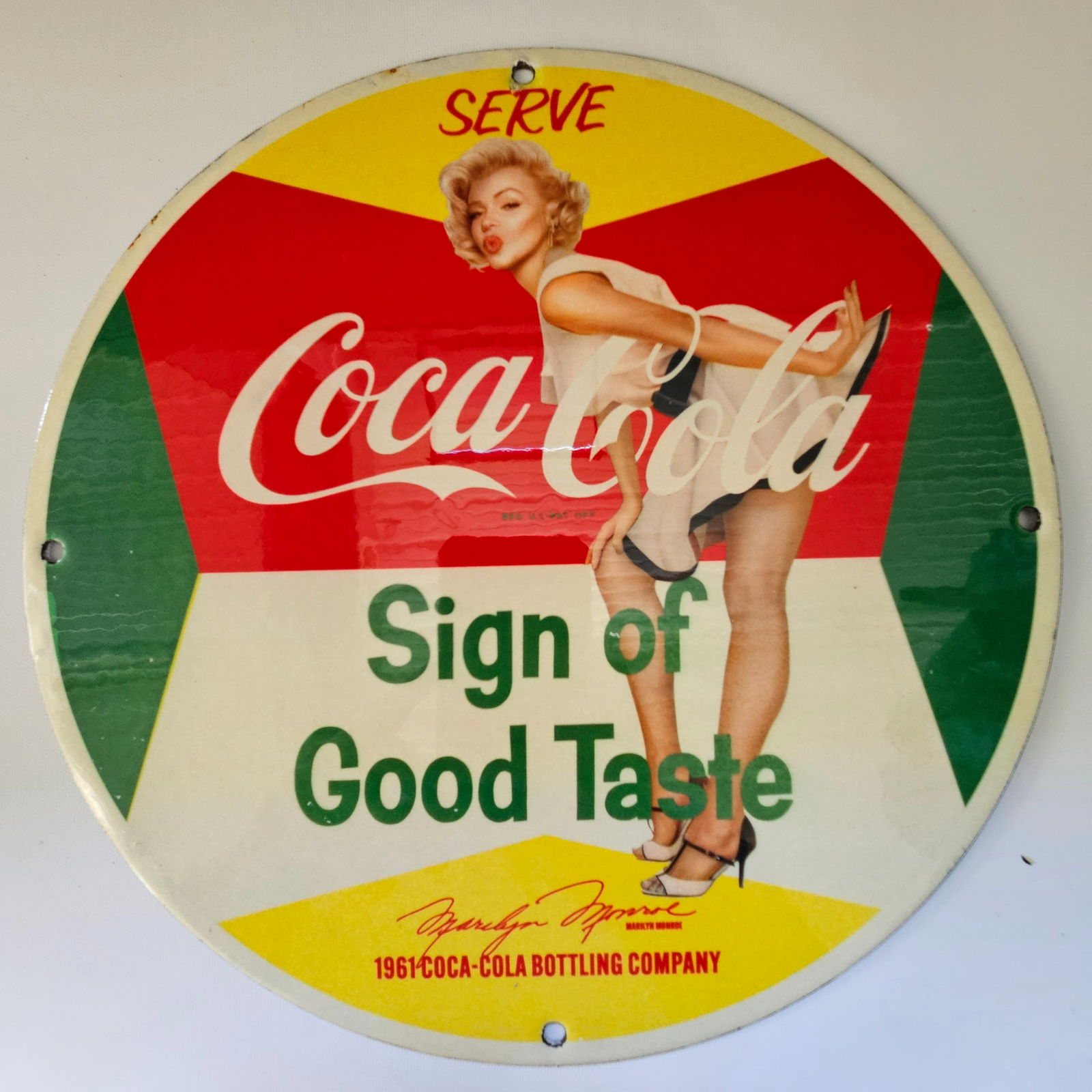 1961 SERVE COCA-COLA "MARILYN MONROE" GAS OIL GARAGE MAN CAVE PORCELAIN SIGN (1 of 2)