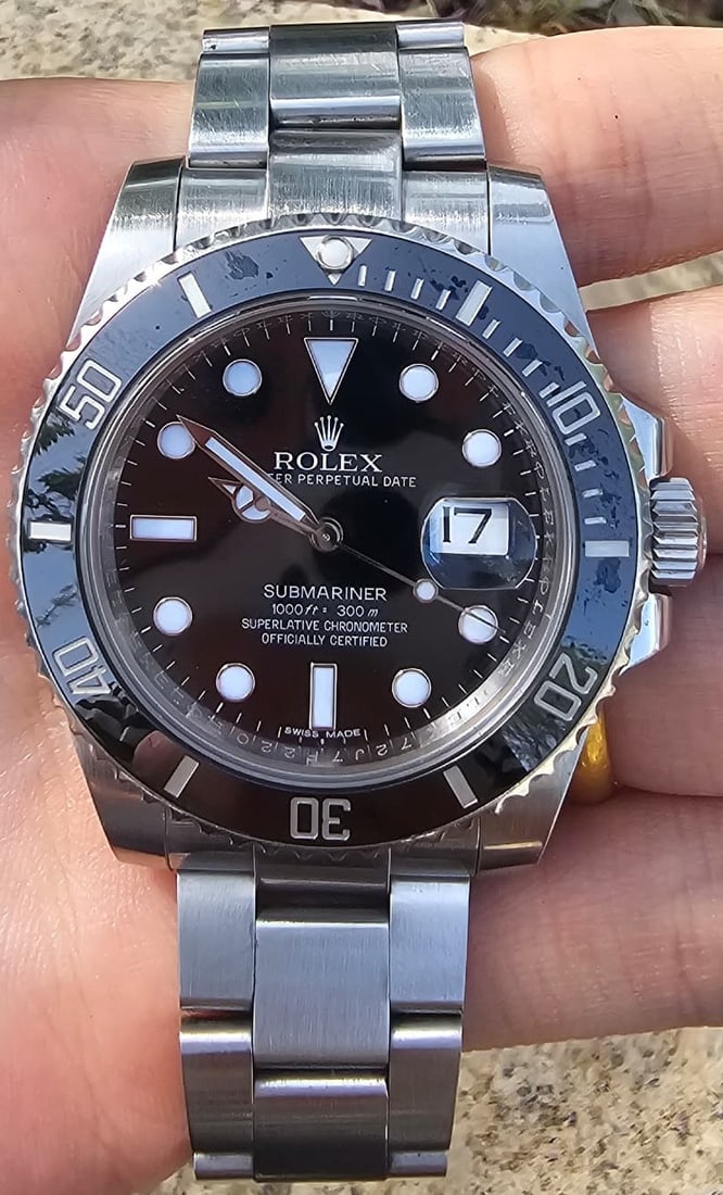 Rolex Submariner Date Black Dial Steel (1 of 20)