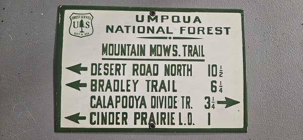 Vintage Umpqua National Forest Porcelain Sign - Historic Trail Marker Collectible