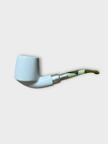 Exquisite Handcrafted Meerschaum Pipe: Unique Design by Turkish Master Crafters