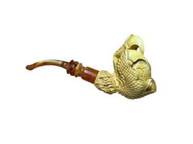 Exquisite Handcrafted Meerschaum Pipe: Masterfully Carved Fish Design from Turkey