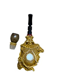Handcrafted Meerschaum Pipe - Masterfully Carved Turkish Collectible