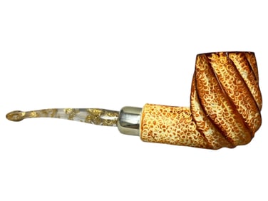 Exquisite Handcarved Meerschaum Pipe with Spiral Design ? A Collector's Dream