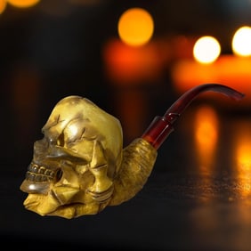 Exquisite Handcarved Meerschaum Pipe with Spiral Design ? A Collector's Dream