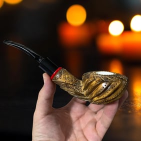 Exquisite Handcarved Meerschaum Pipe with Spiral Design ? A Collector's Dream