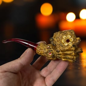 Exquisite Handcarved Meerschaum Pipe with Spiral Design ? A Collector's Dream