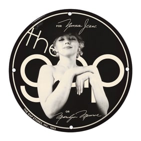 Marilyn Monroe Gap Vintage Sign - Iconic Fashion Memorabilia Collectible