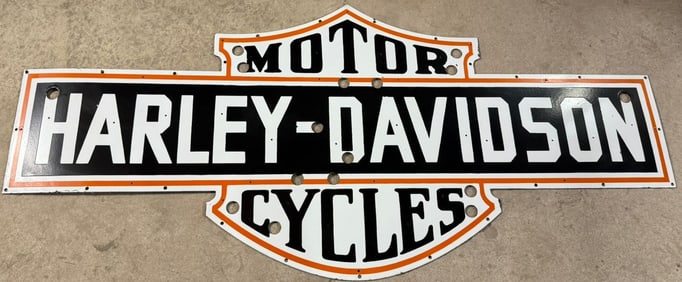 Harley-Davidson Neon Skin Porcelain Sign - Iconic Motorcycle Display for Collectors