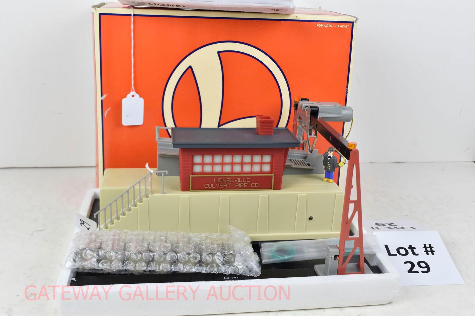 Modern Lionel: (1 of 1)