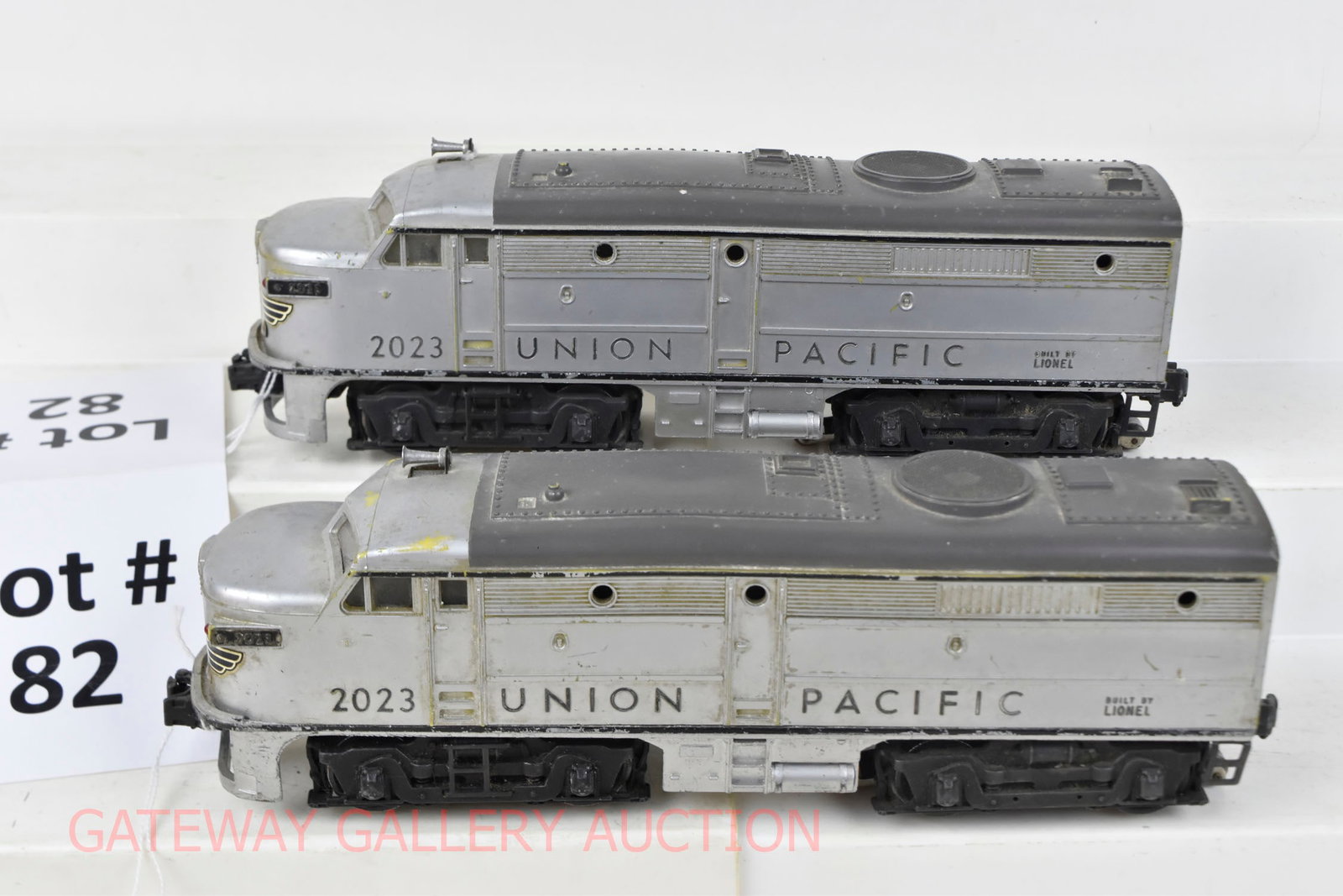 Postwar Lionel:: 2023 Gray/Silver Union Pacific Alco AA Diesels (Paint Rubs) No Boxes