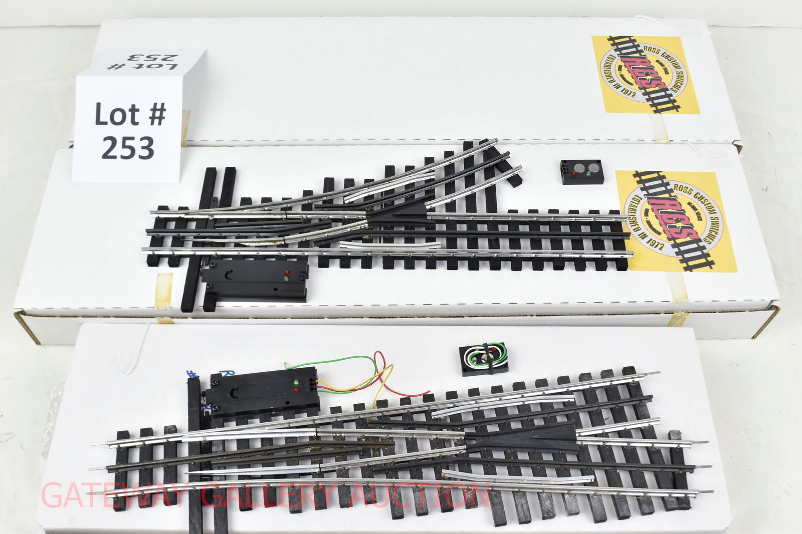 Ross Custom Switches:: 100 RH Switch, 110M RH O42 Switch, 111M LH O42 Switch W/Motors/Controllers OB