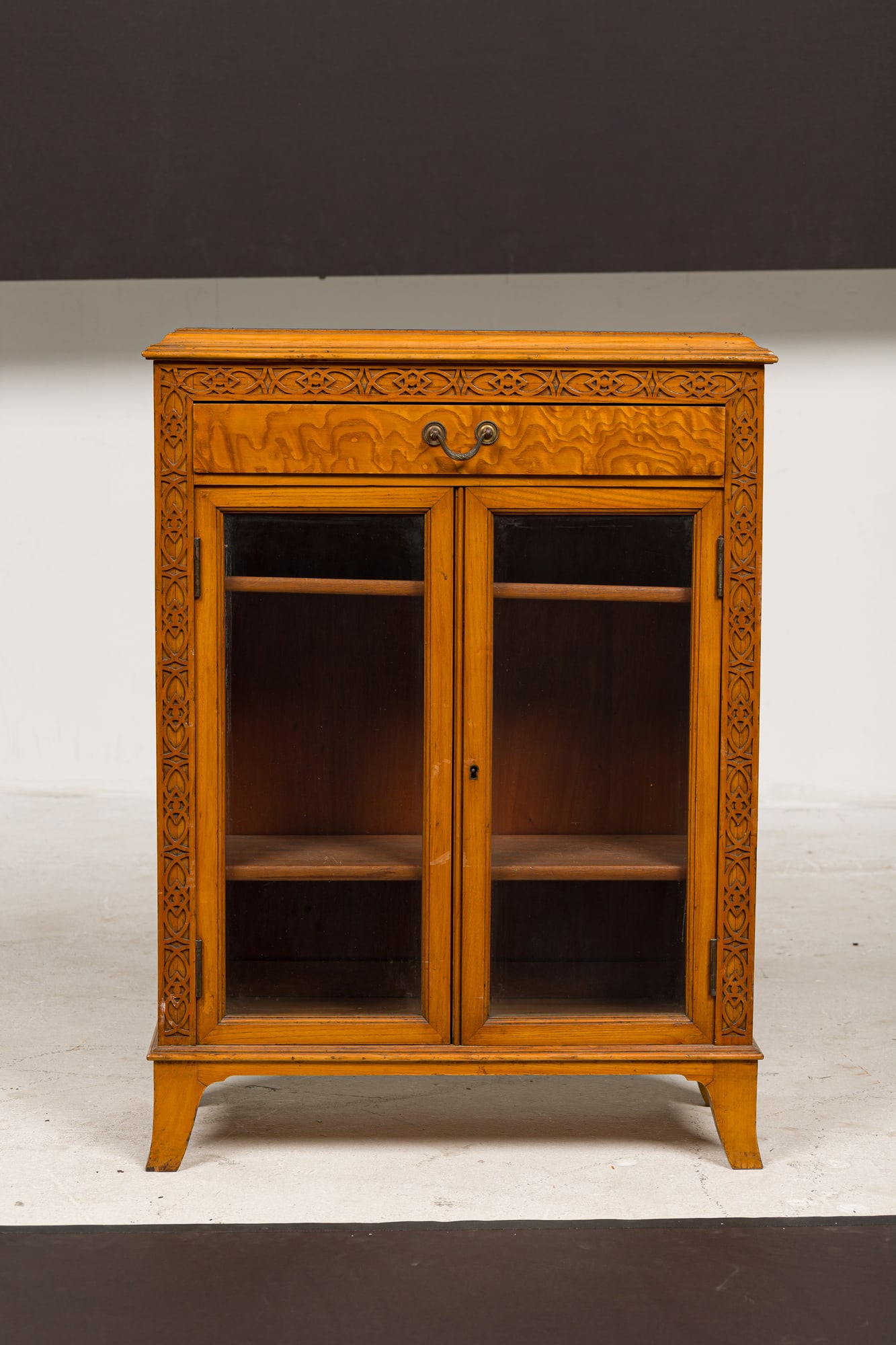 English Late Georgian Style Ash Wood Low Cabinet (1 of 14)