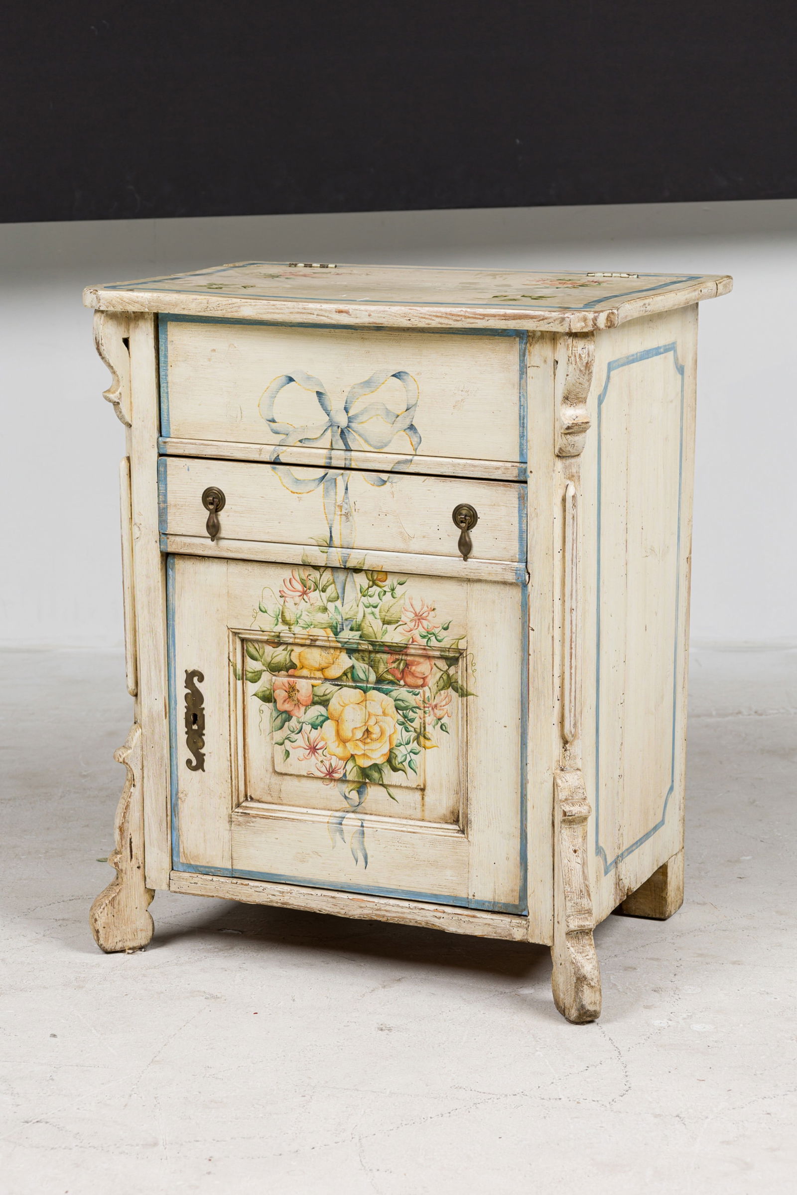 English Country Painted Bedside Commode (1 of 19)