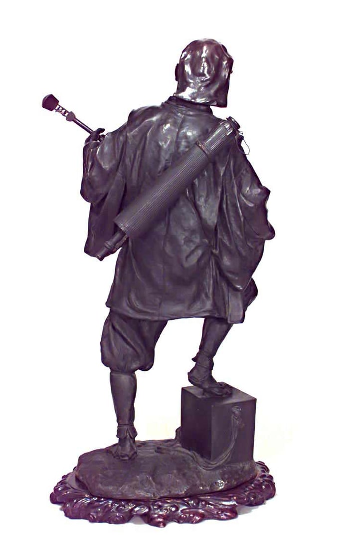 Genryusai Seiya, Pair large Meiji bronze figural okimono (1 of 15)