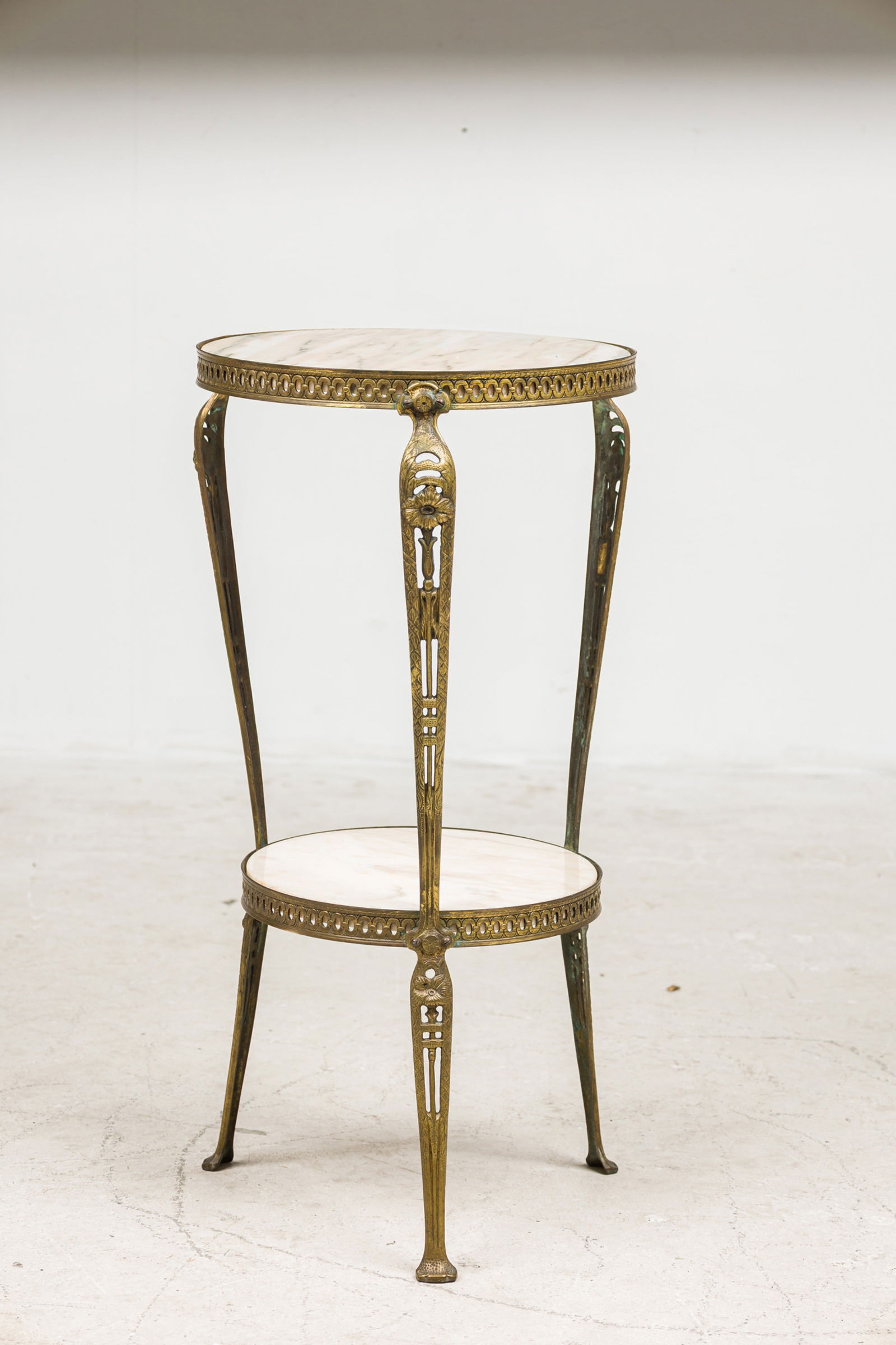 French Aesthetic marble and bronze gueridon (1 of 8)