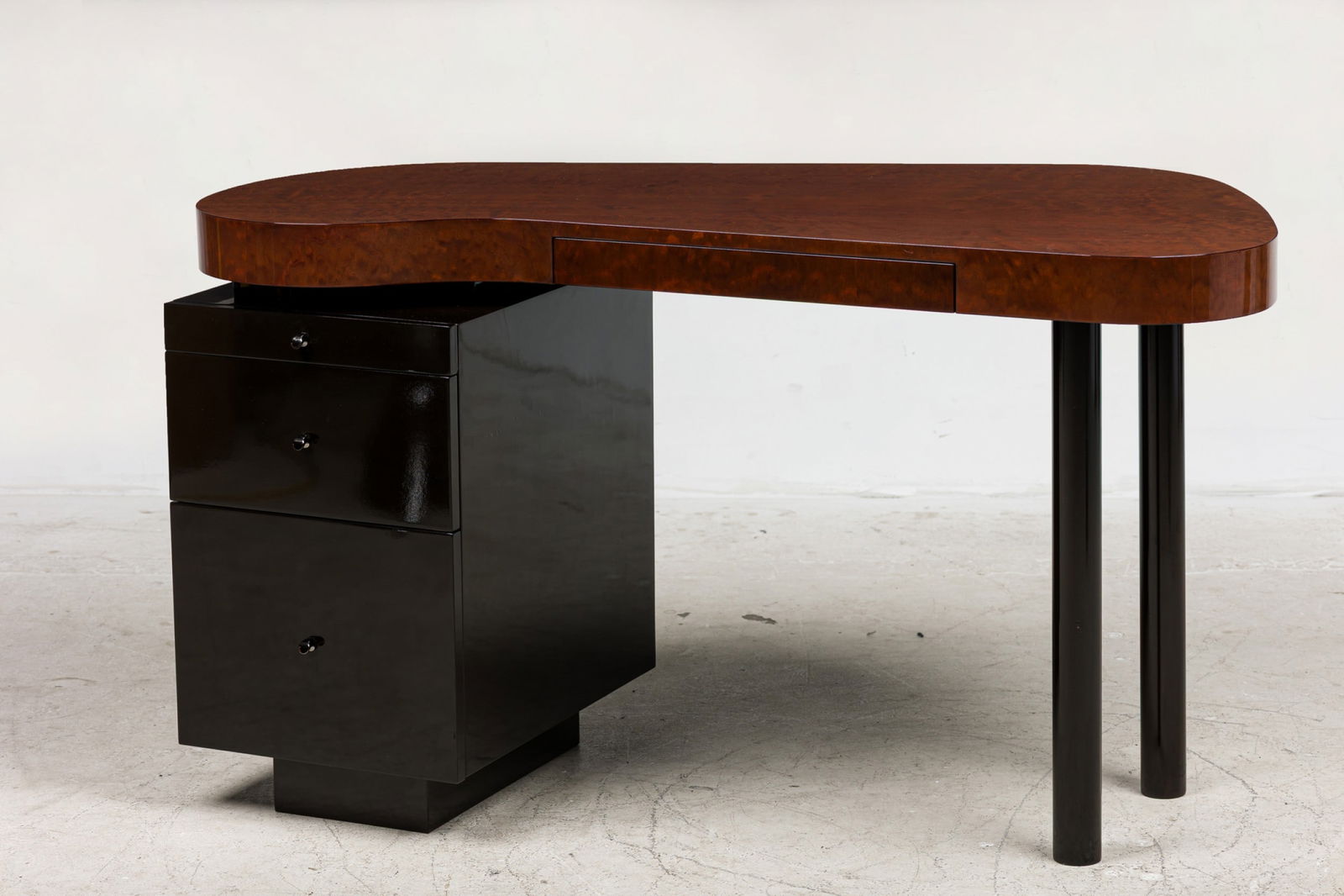 Gilbert Rohde (After), Art Deco Style Desk (1 of 11)