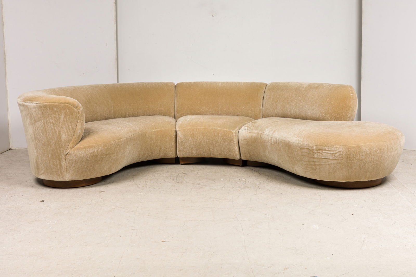 Vladimir Kagan, "Cloud" Sectional Sofa (1 of 8)