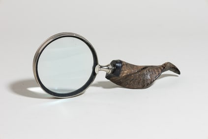 Antique horn handle magnifying glass
