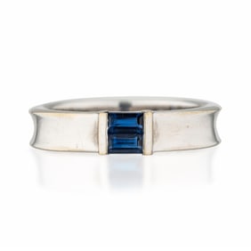 Vintage Tiffany&Co. Concave Baguette Sapphire Band in 18K White Gold