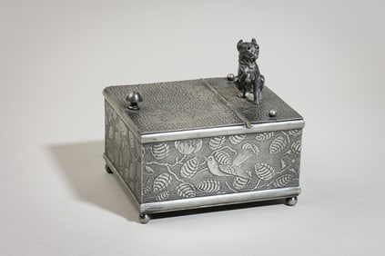 American Derby silverplate bulldog  humidor