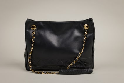 Chanel Matrasse Chain Shoulder Bag