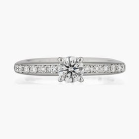 Bvlgari Griffe Solitare Diamond Ring in Platinum