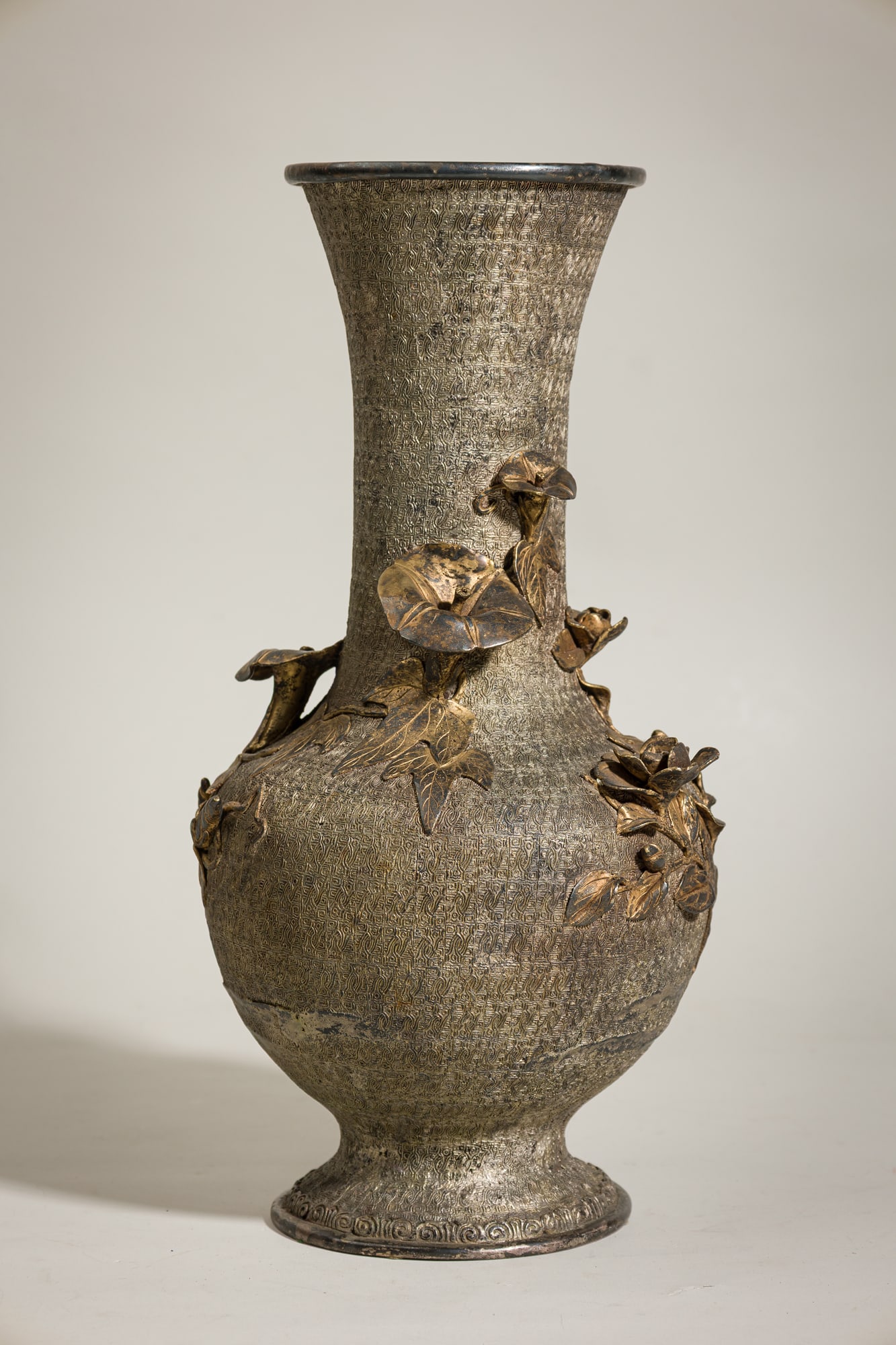 Japanese Edo silvered Bronze Vase (1 of 10)