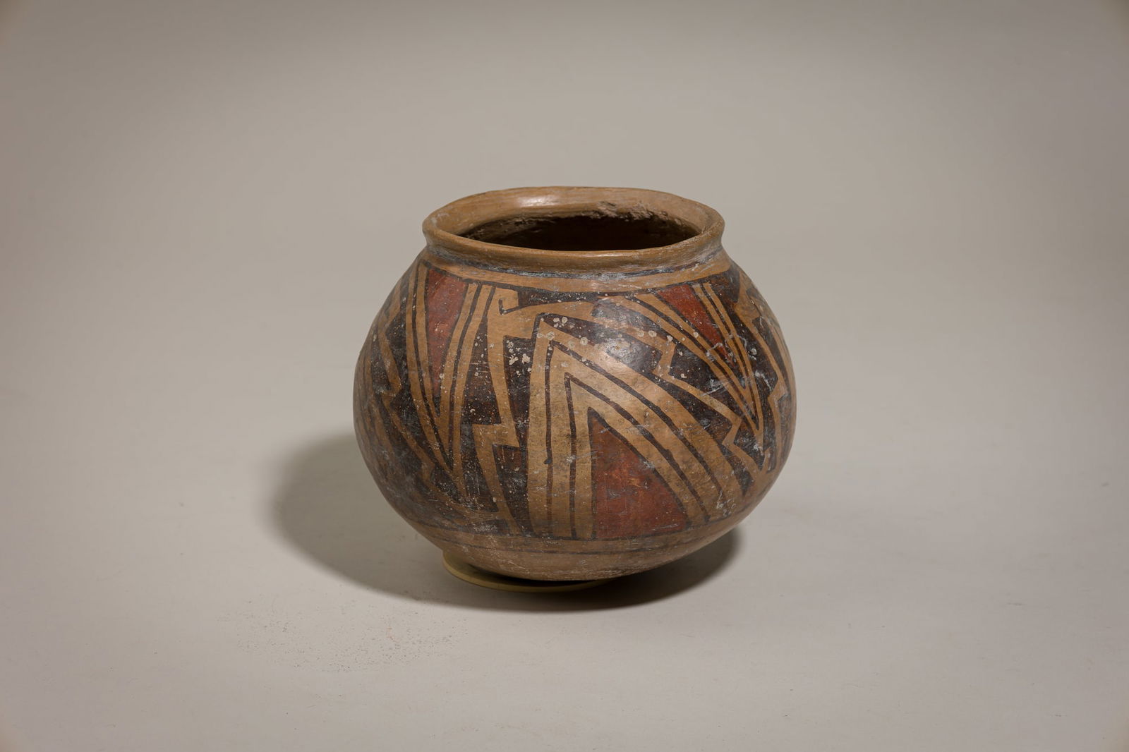 Nice Pre-Colombian Casas Grandes or Paquime Olla (1 of 10)