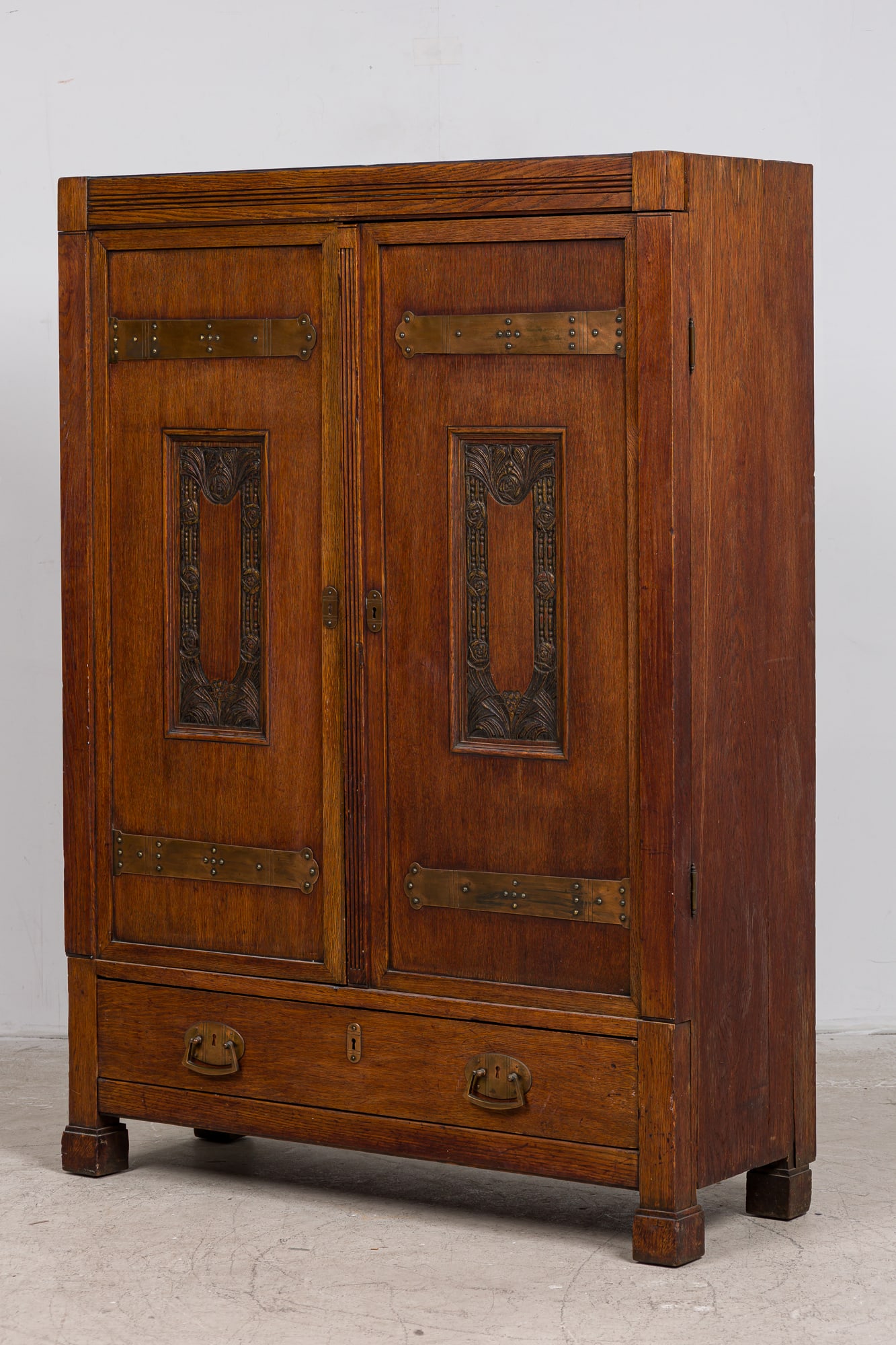 Arts and Crafts Oak Armoire (1 of 12)