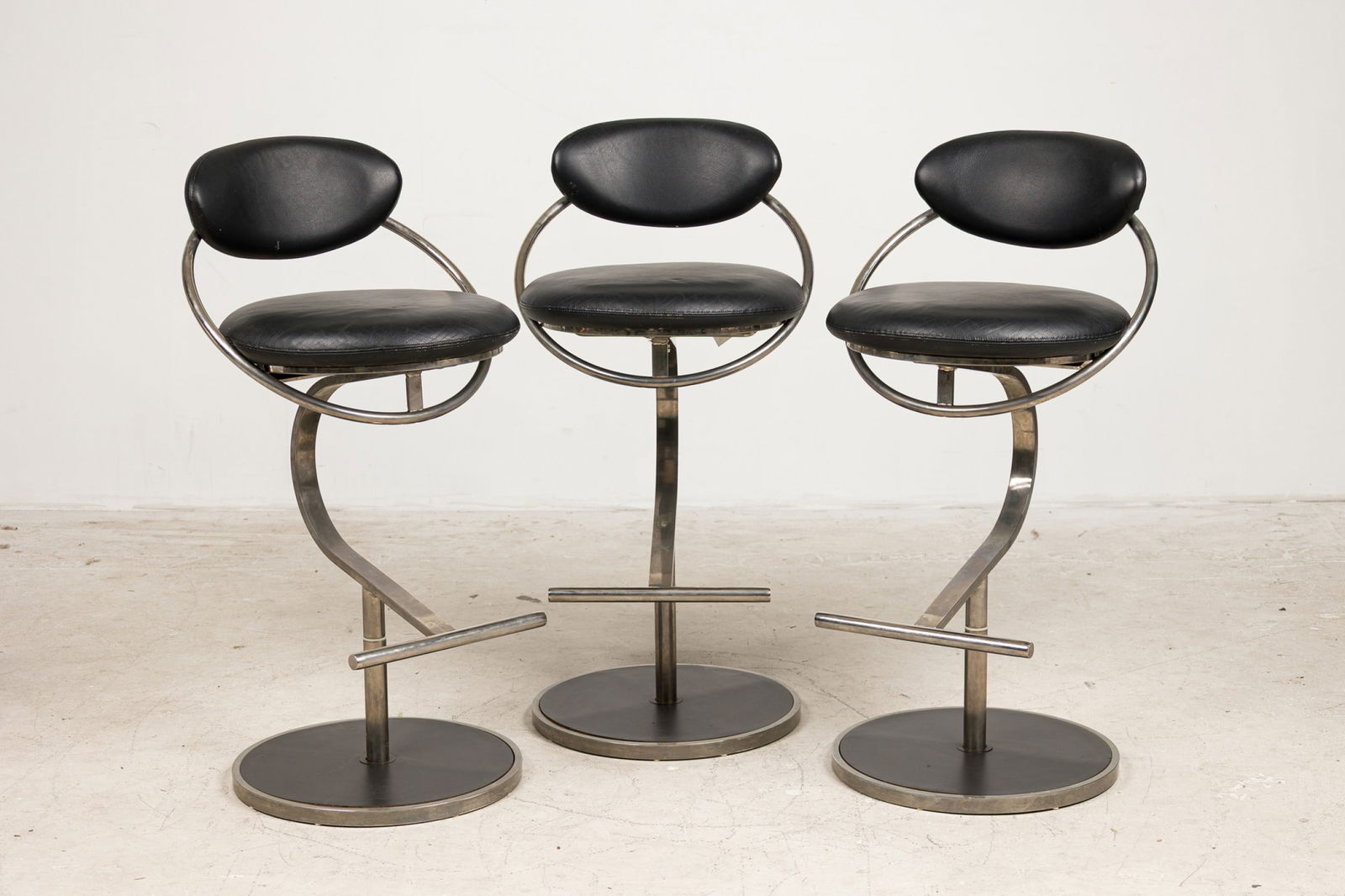 Dia, (3) Chrome And Leather Barstools (1 of 9)