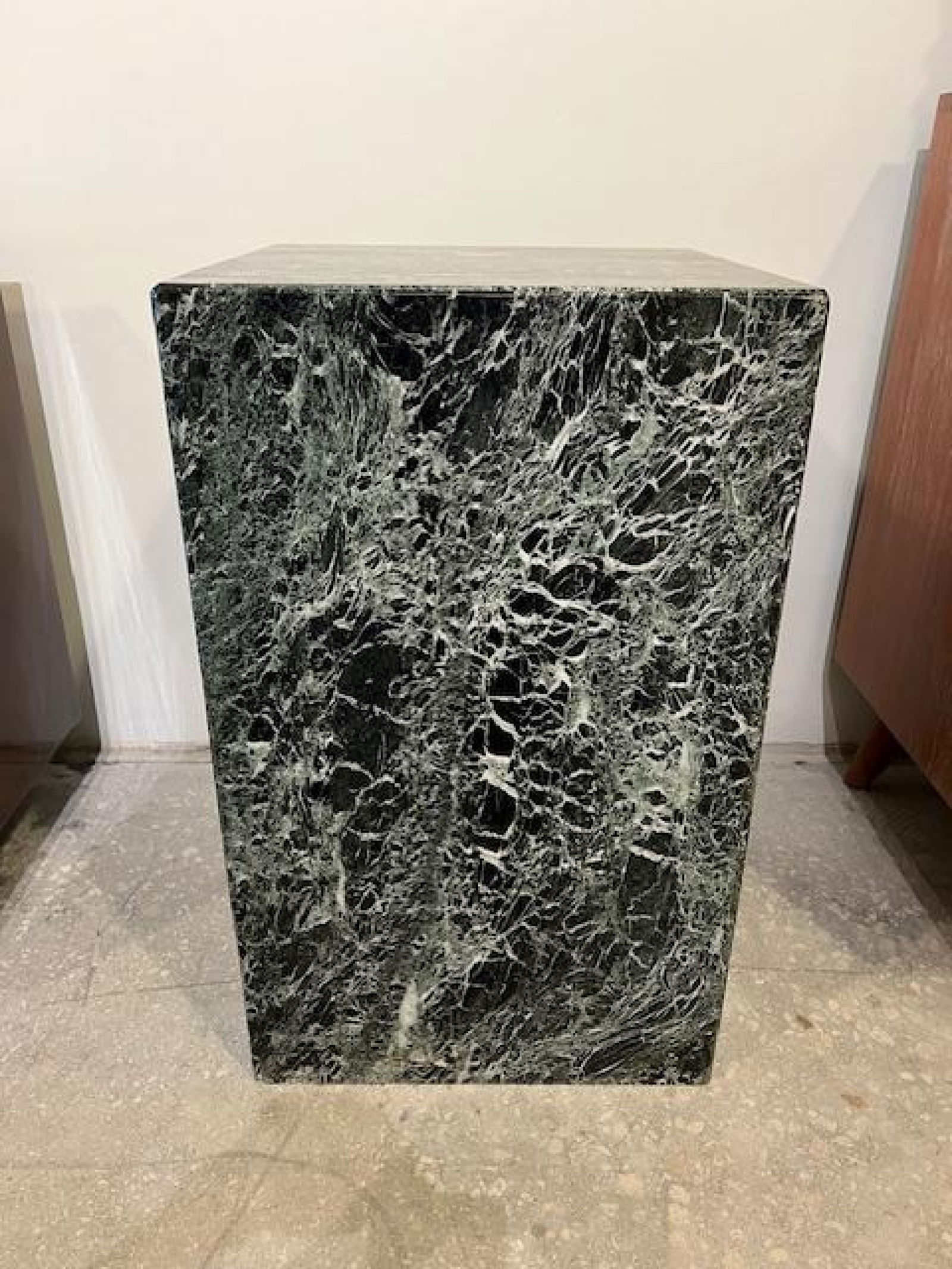 Pair Green Marble Pedestals (1 of 9)