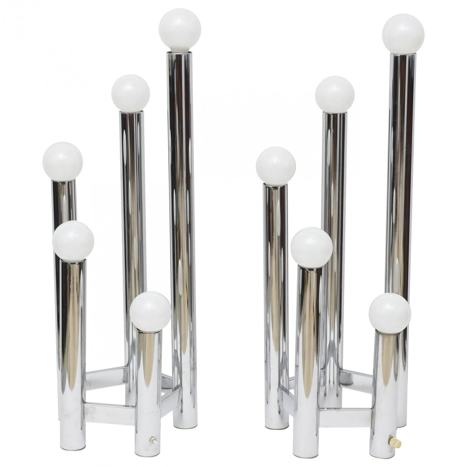 Pair Modern Polished Chrome Five-Light Table Lamps (1 of 9)