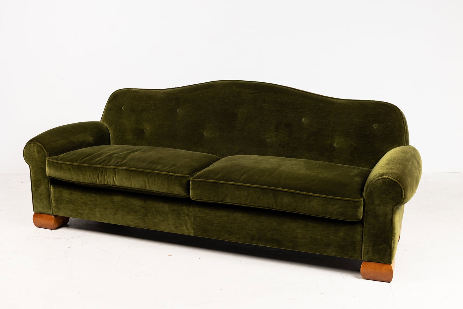 Custom green velvet sofa, Thierry Despont (1 of 12)
