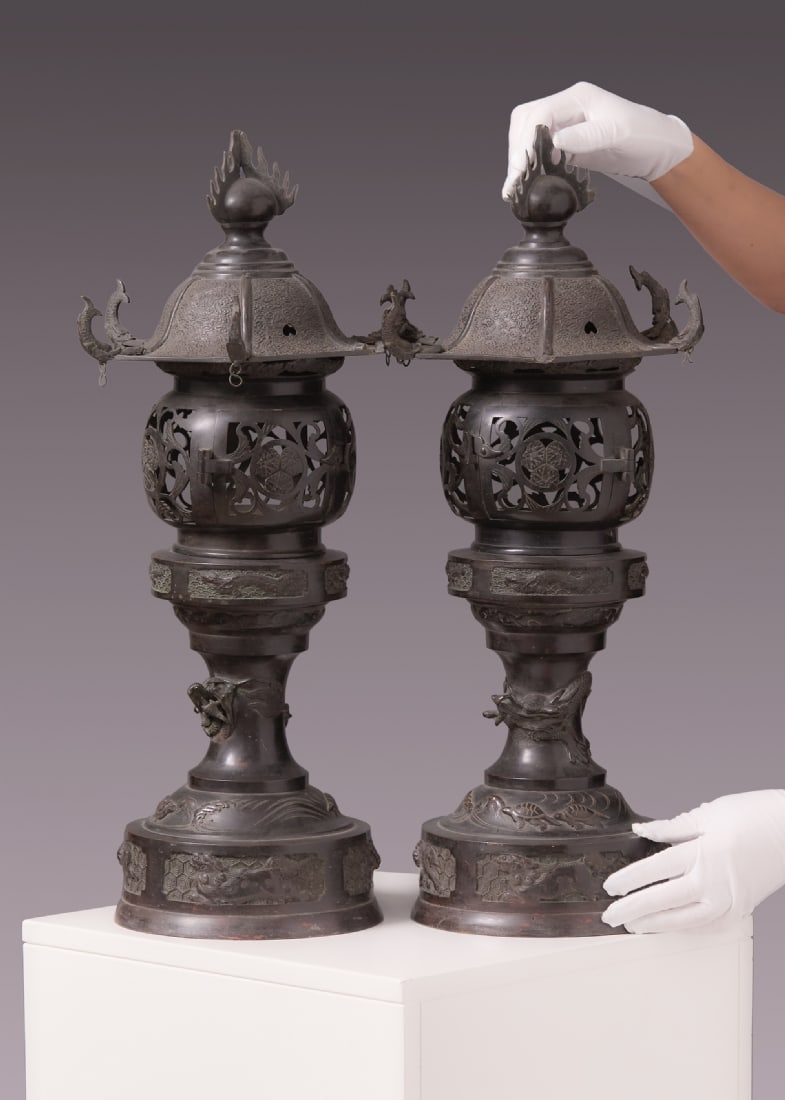 Pair of Large Antique Japanese Garden Lanterns from the Meiji Period (Late 19th Century): Pair of Large Antique Japanese Garden Lanterns from the Meiji Period (Late 19th Century), produced between 1868-1912 Made of copper, lacquer painted, patina figures on bronze There are missing part