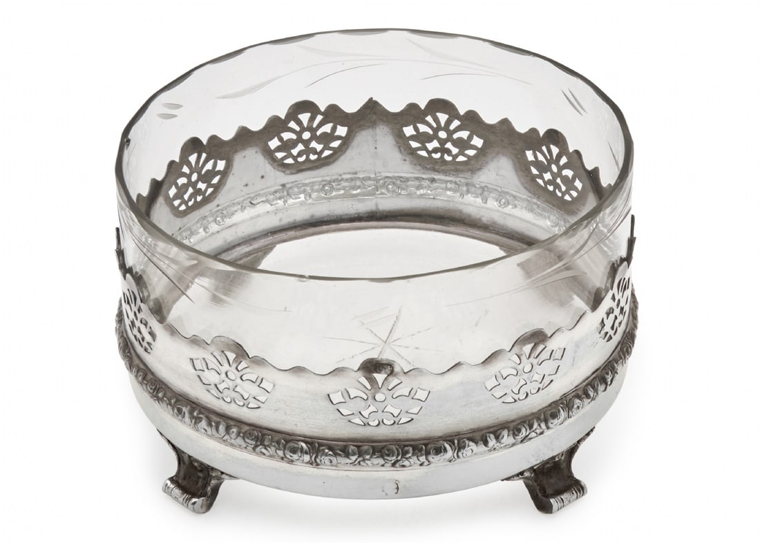 Antique Silver-Plated Brass Tableware: Antique Silver-Plated Brass Tableware, signed (illegible stamp) Contains a removable glass liner with hand-cut decoration Small chip on the upper edge Diameter: 17 cm Total height: 10 cm Notice: We ar