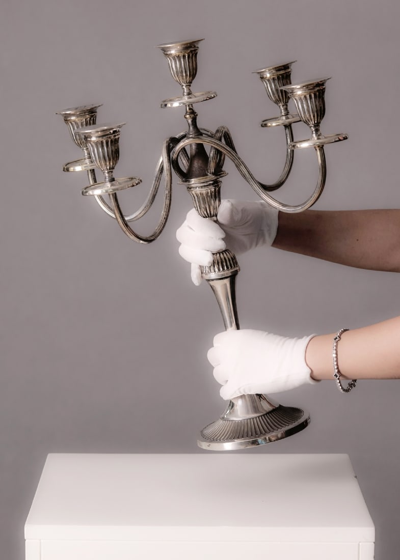 Silver-Finished Metal Candelabra with Five Arms and Matching Candle Holders: Silver-Finished Metal Candelabra with Five Arms and Matching Candle Holders, height: 49 cm Width: 33 cm Notice: We are located in Israel and provide full packing and shipping service. You can ask us