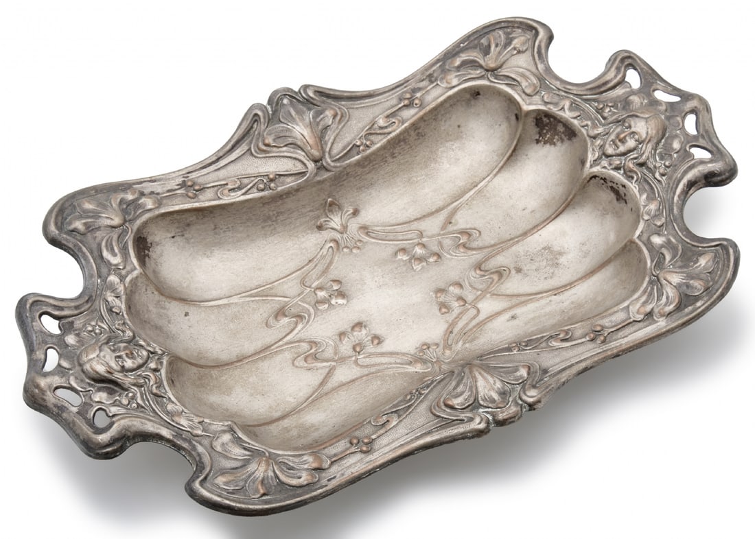 Art Nouveau Period Metal Vessel, Made of Silver-Plated Copper, Circa 1900: Art Nouveau Period Metal Vessel, Made of Silver-Plated Copper, Circa 1900, width: 23 cm Total length: 36 cm Notice: We are located in Israel and provide full packing and shipping service. You can ask 